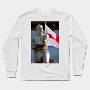 Bobby Moore Statue England Flag Wembley Stadium Long Sleeve T-Shirt